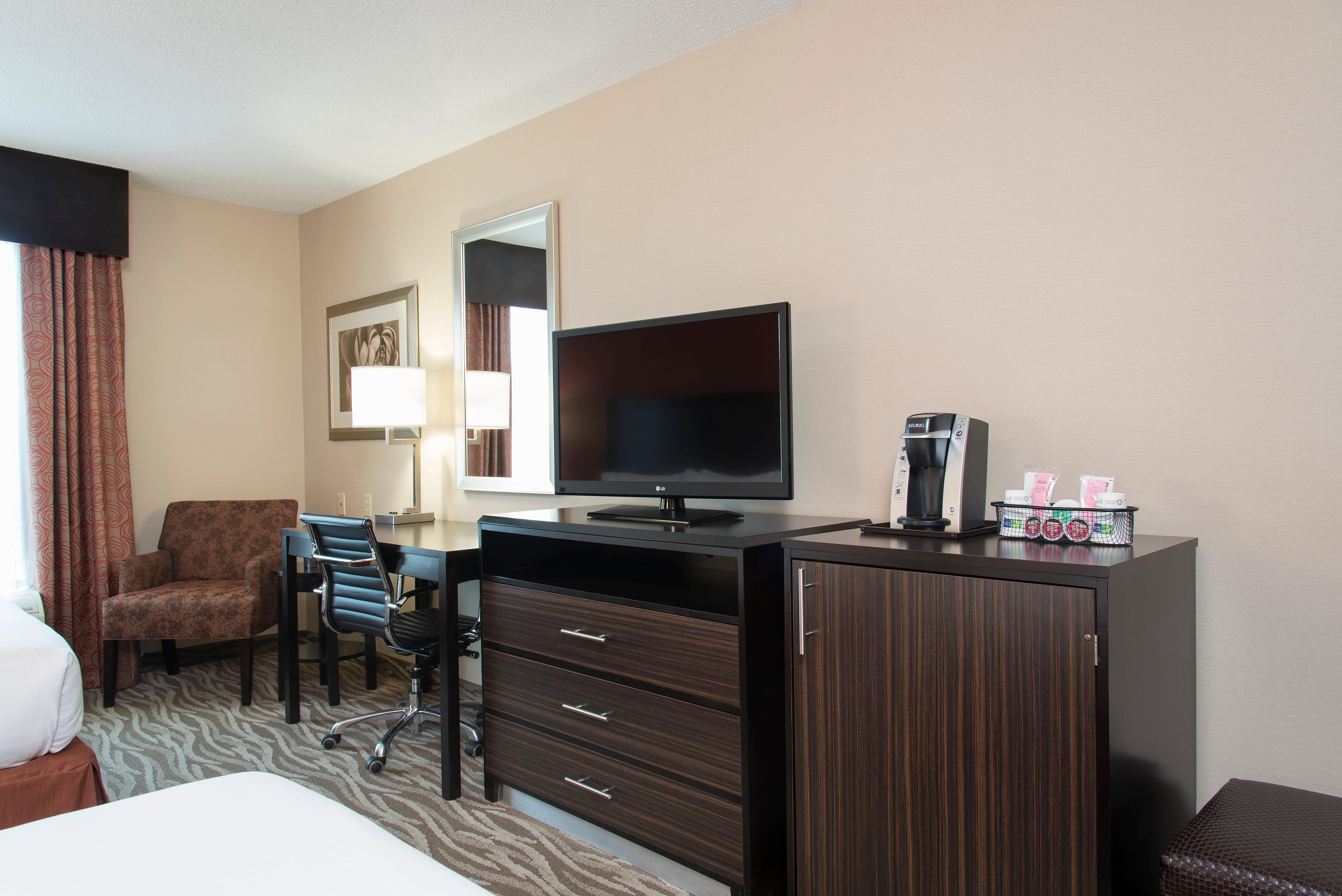Holiday Inn Express Hotel & Suites Grand Rapids-North By Ihg Walker Esterno foto
