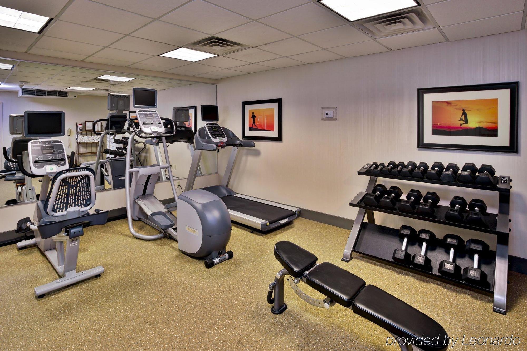 Holiday Inn Express Hotel & Suites Grand Rapids-North By Ihg Walker Esterno foto