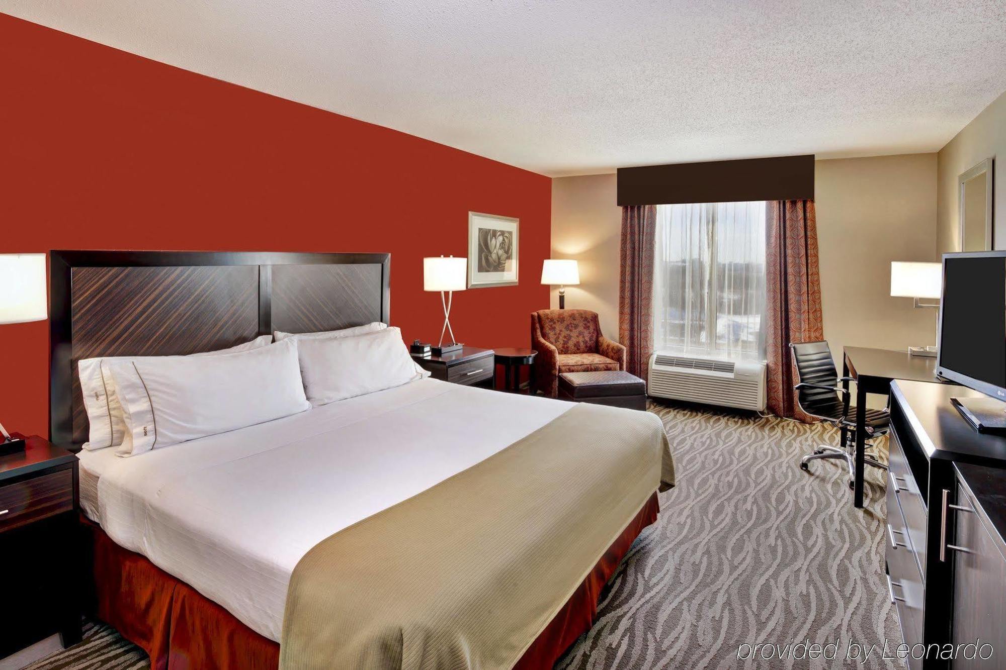 Holiday Inn Express Hotel & Suites Grand Rapids-North By Ihg Walker Esterno foto